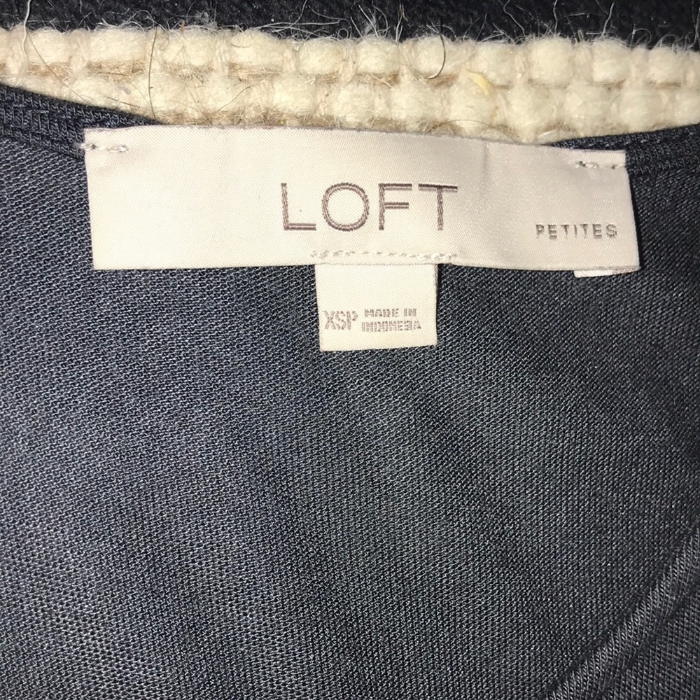LOFT top - Picture 2 of 2